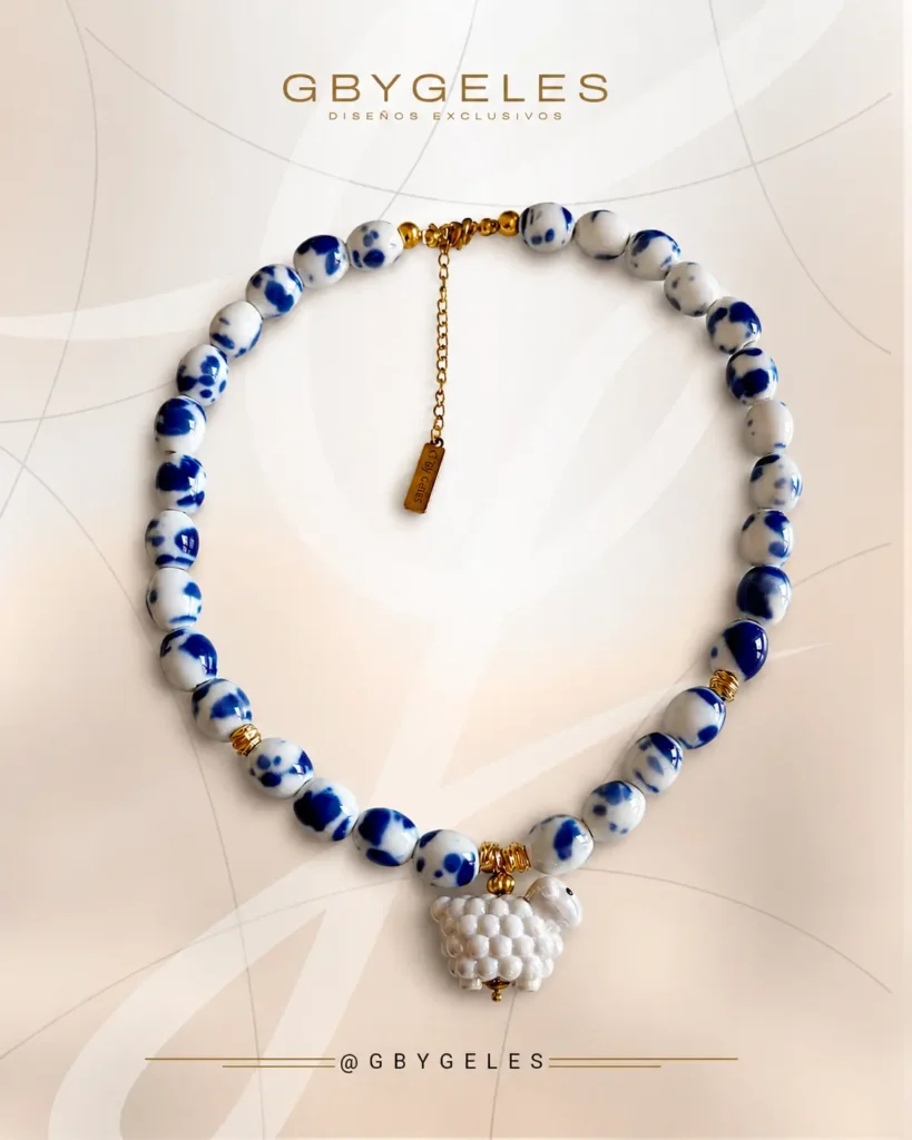 Ovejita Blanca y Azul GbyGeles