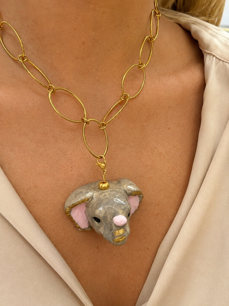 Elefante de Cerámica Artesanal con Cadena con Aros segunda vista