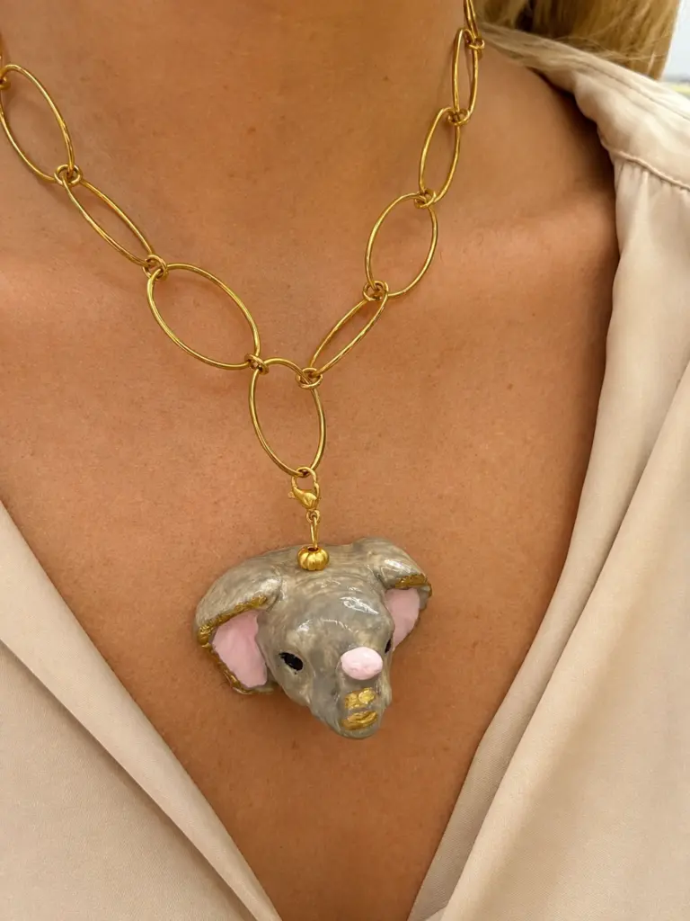 Elefante de Cerámica Artesanal con Cadena con Aros